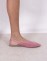 Sandalia plana rosa tejida